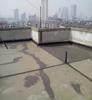 岑巩漏水维修 楼顶漏水是什么原因，楼顶漏水维修方法是什么?